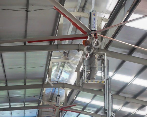 Sản phẩm quạt trần công nghiệp HVLS - 5300 của Tomexco