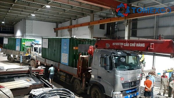 Tomexco bàn giao 2 container tạo ô xy