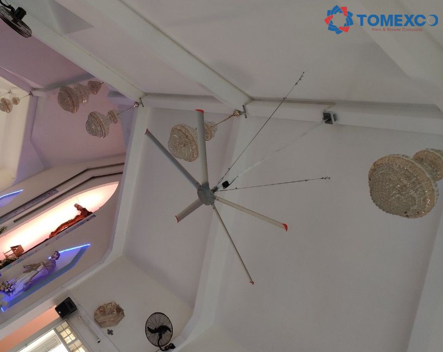 Quạt trần công nghiệp được lắp đặt với các vị trí phù hợp đảm bảo an toàn