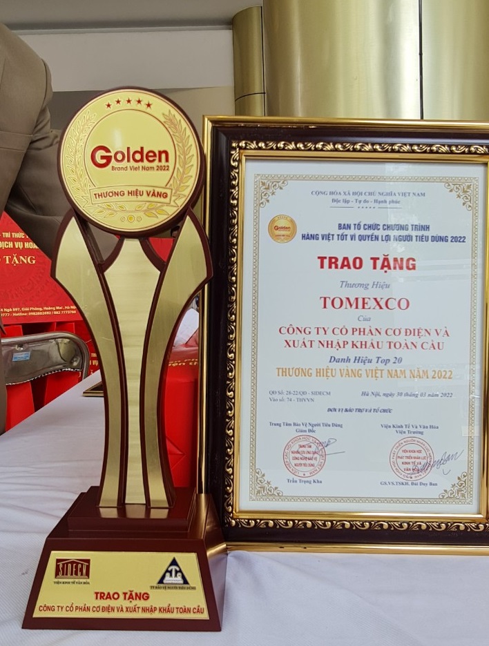 Kỷ niệm chương của Chương trình Hàng Việt Tốt Vì Quyền Lợi Người Tiêu Dùng năm 2022