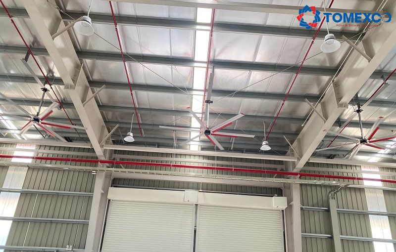 Quạt treo trần HVLS giúp làm mát không gian rộng lớn