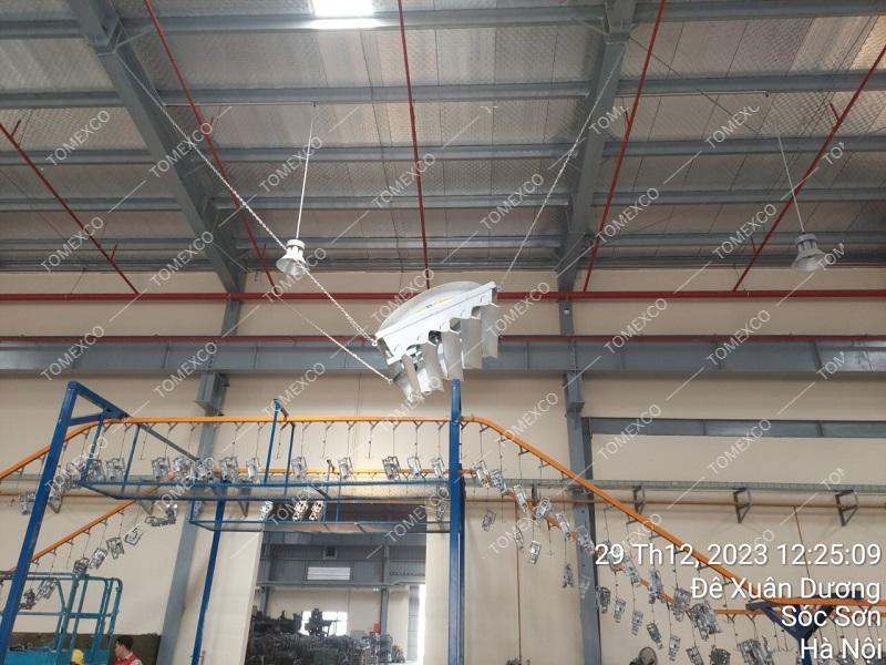 Tomexco lắp đặt quạt hướng trục Composite 72 cho nhà máy Z117.