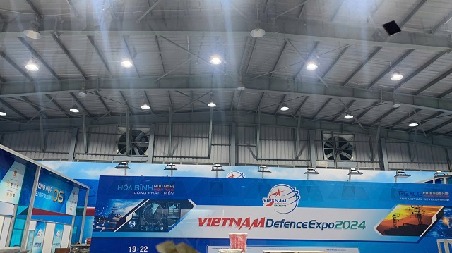 Quạt hút gió công suất lớn giúp làm mát nhà xưởng, nhà máy