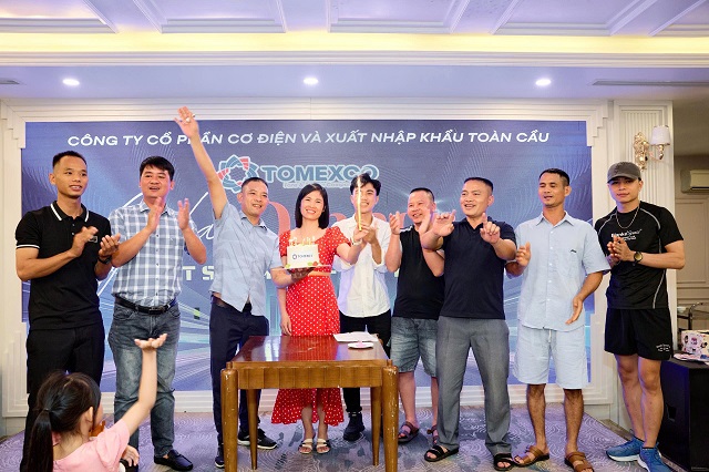 Không khí sôi nổi – Gắn kết mọi thành viên